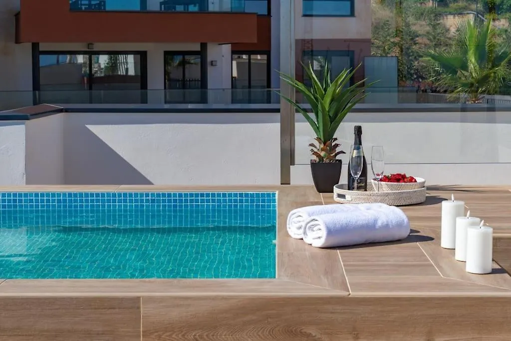 아파트 Stunning Penthouse W Private Pool In El Higueron By Costarentals - Ref 178 푸엔히롤라