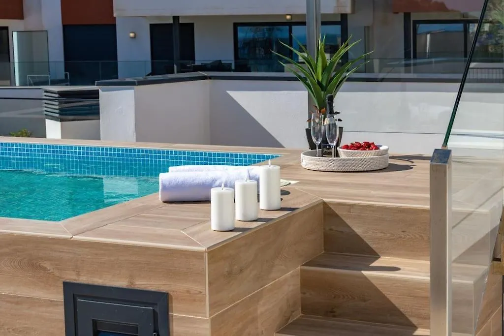 Stunning Penthouse W Private Pool In El Higueron By Costarentals - Ref 178 푸엔히롤라 0*,